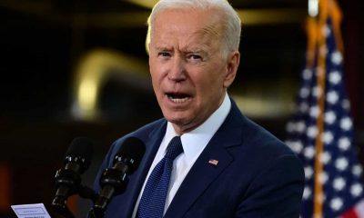 Biden xinga repórter da Fox News de filho da puta sem notar microfone aberto