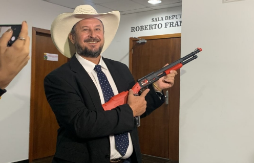 DEPUTADO GILBERTO CATTANI - FOTO ERIKA OLIVEIRA